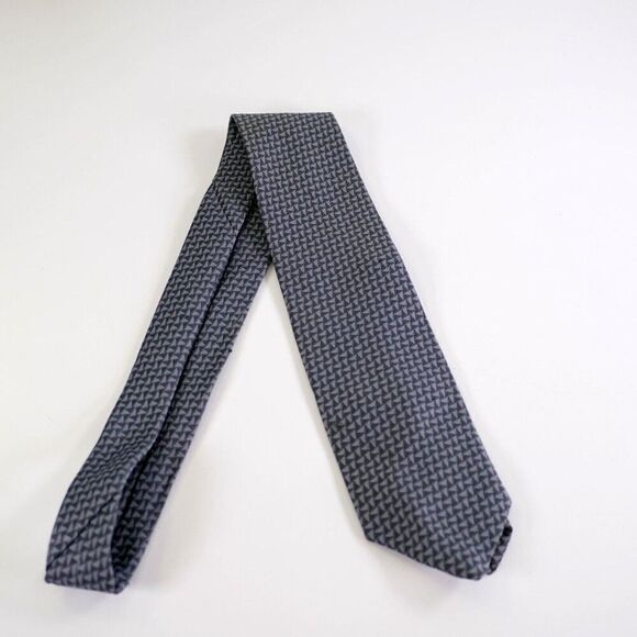The Men's Store Gray Silk Geometric Polyester Tie - Picture 6 of 6